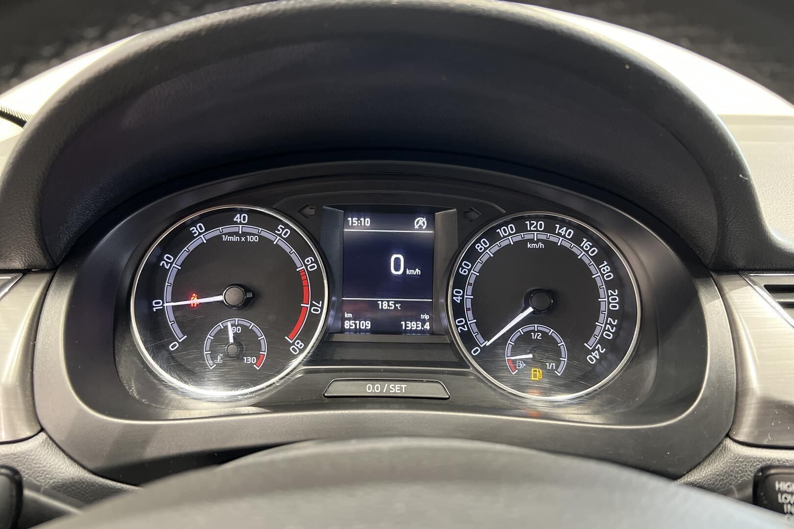 Skoda Rapid iso kuva 9
