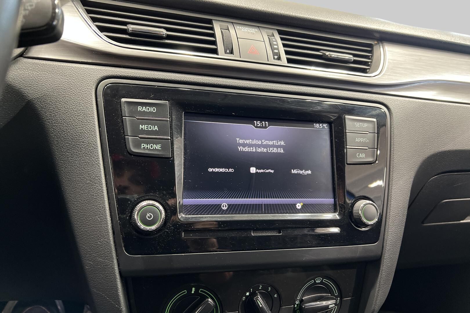 Skoda Rapid iso kuva 11