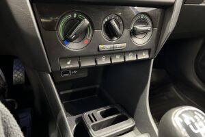 Skoda Rapid esikatselu 12