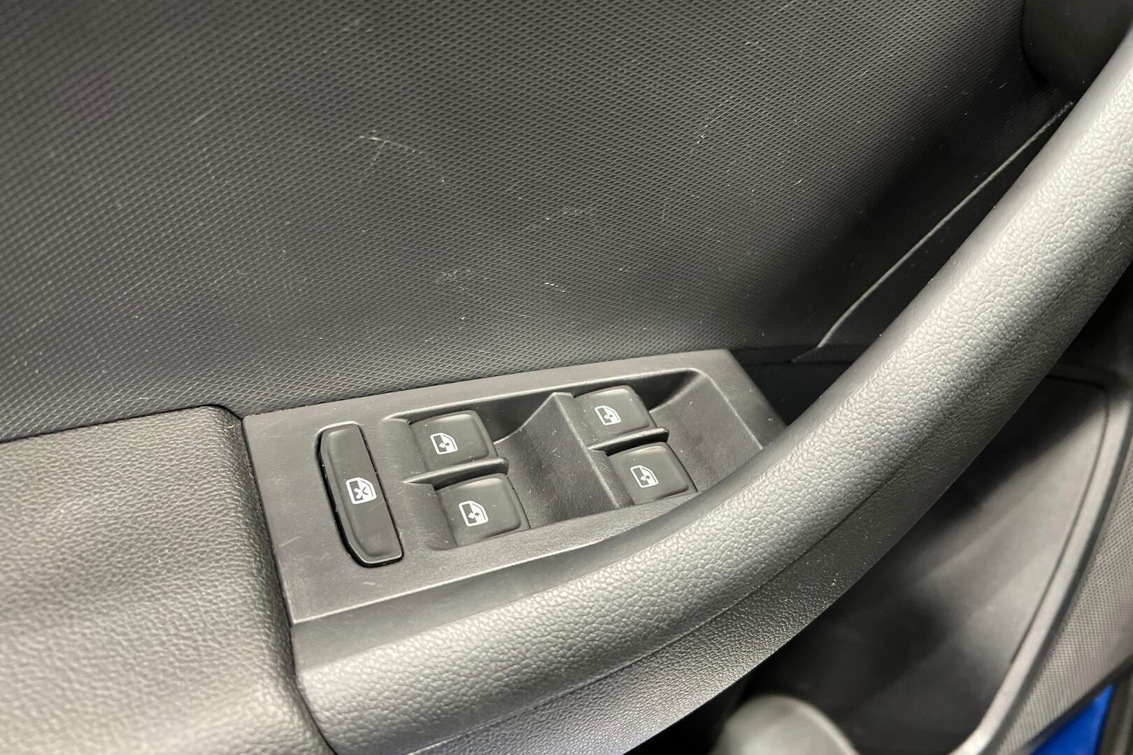 Skoda Rapid iso kuva 26