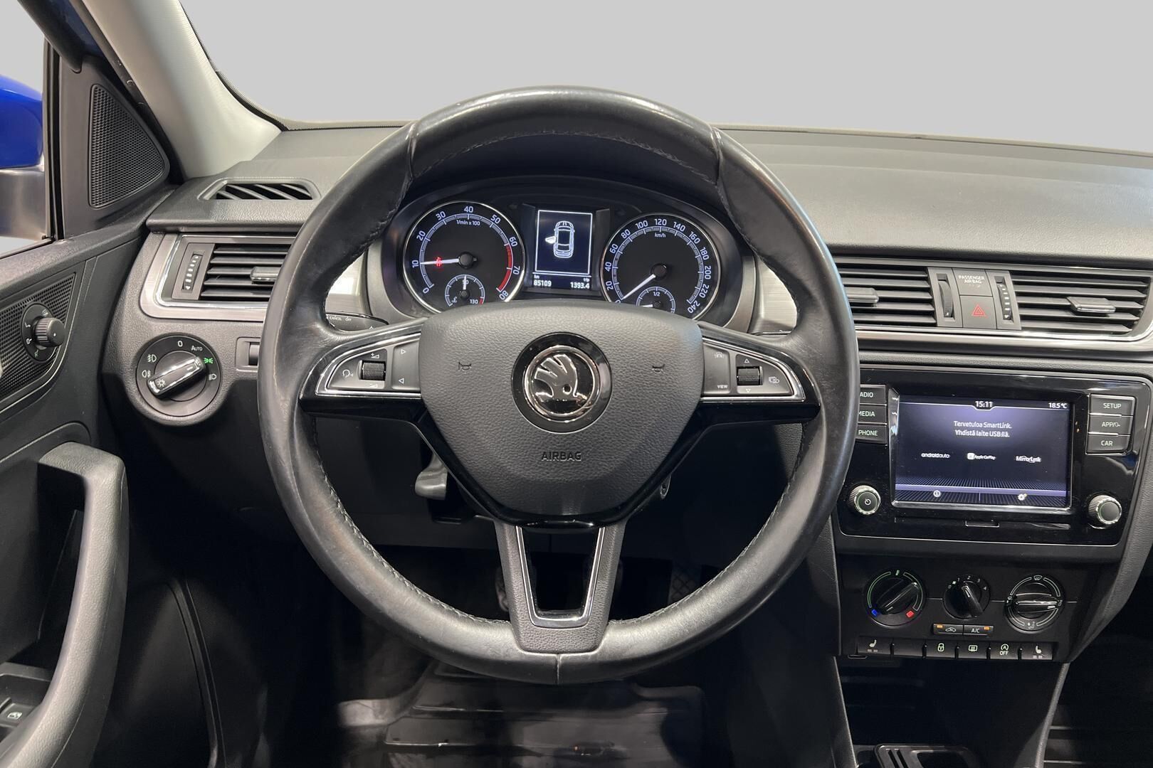 Skoda Rapid iso kuva 13