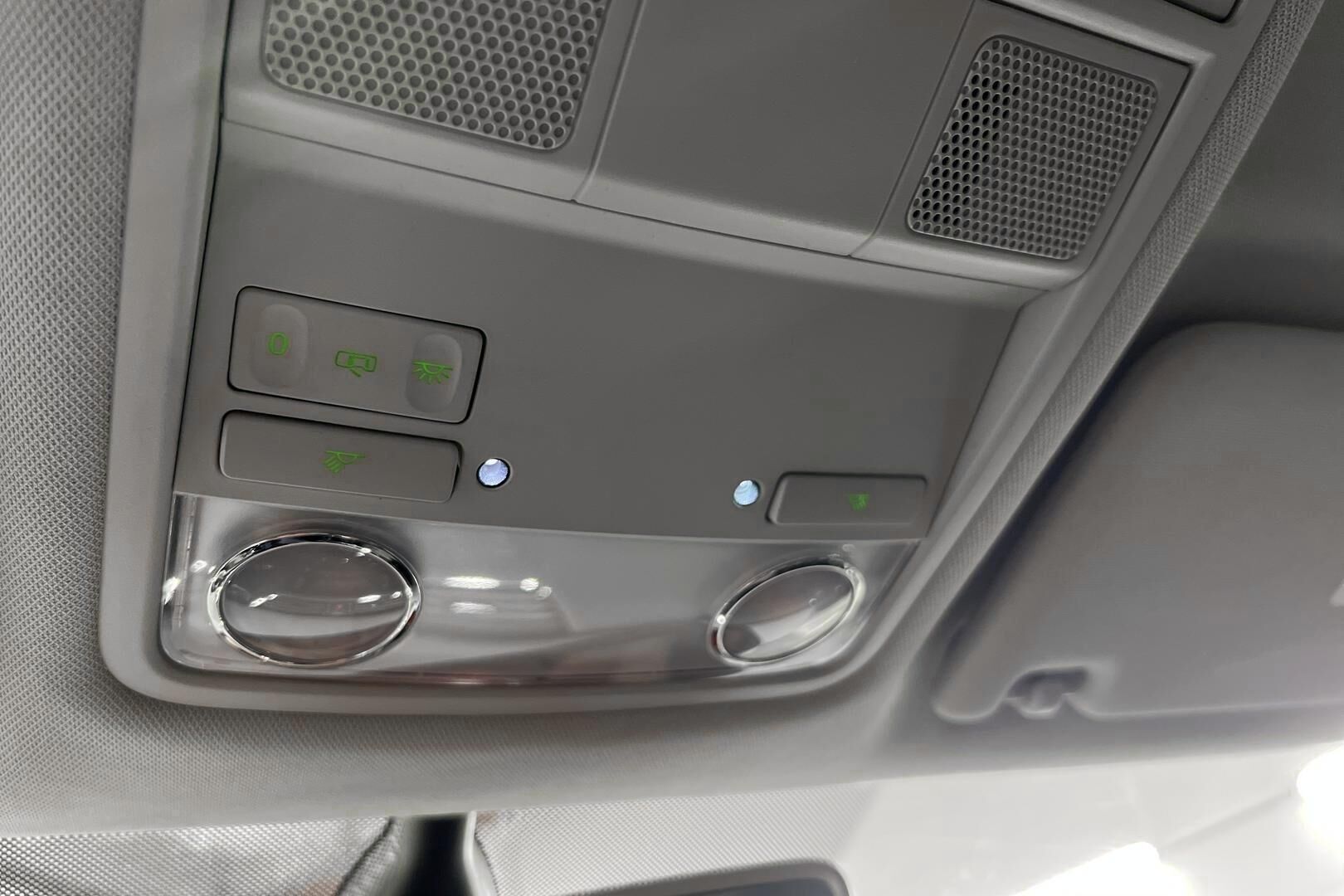 Skoda Octavia iso kuva 13