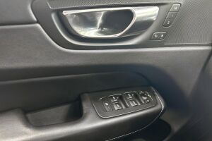 Volvo XC60 esikatselu 35