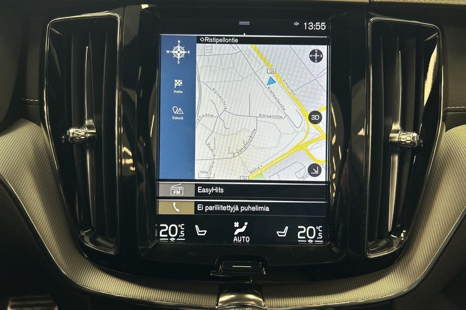 Volvo XC60 iso kuva 18