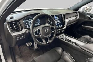 Volvo XC60 esikatselu 30
