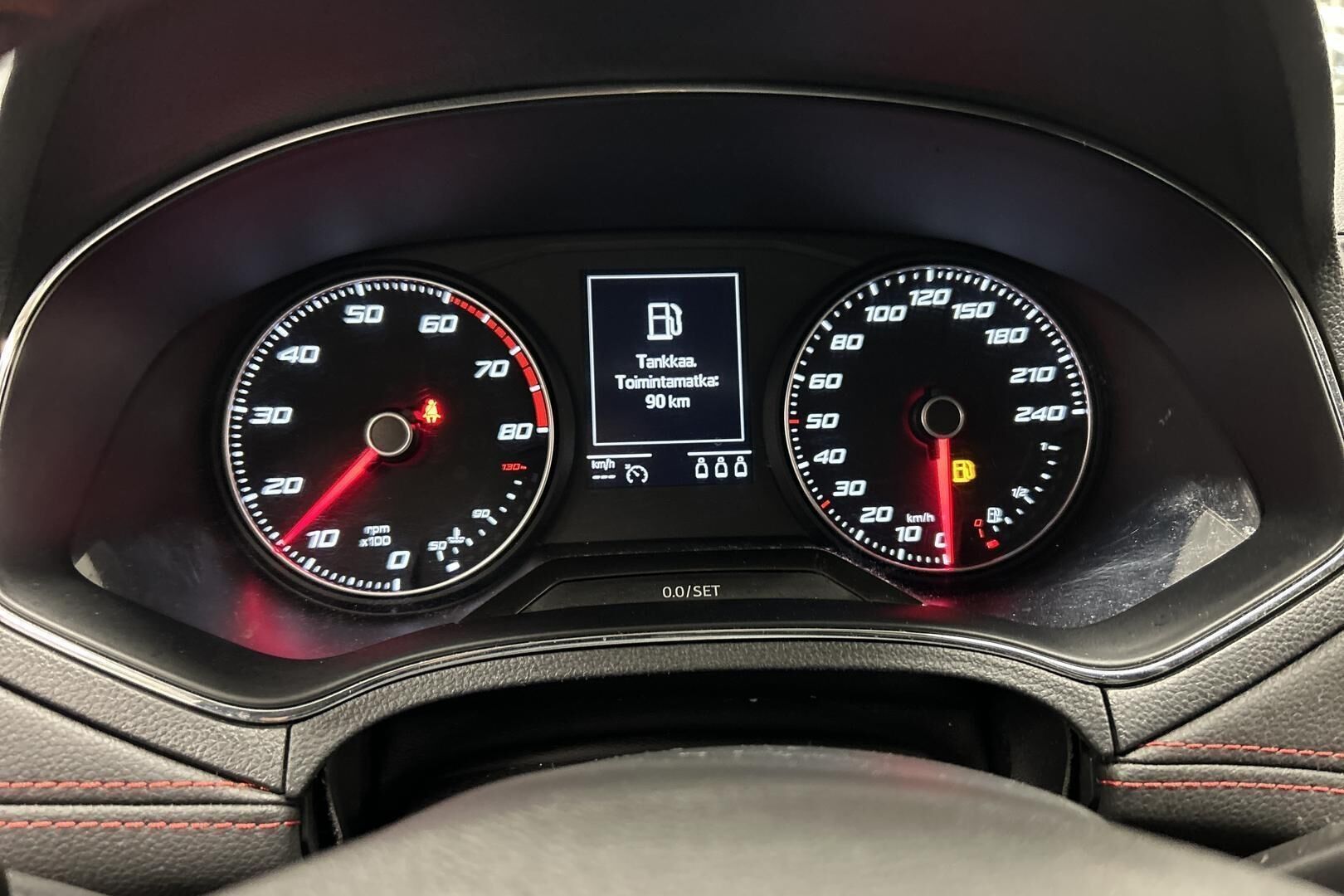 Seat Ibiza iso kuva 13