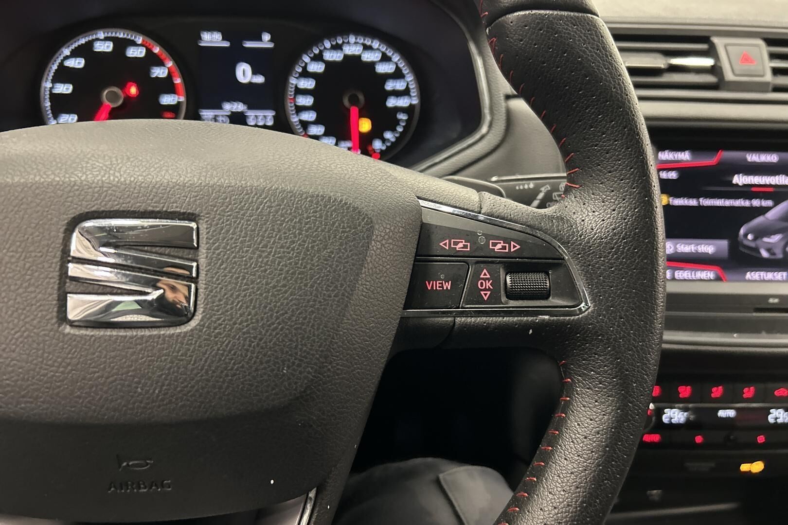 Seat Ibiza iso kuva 15