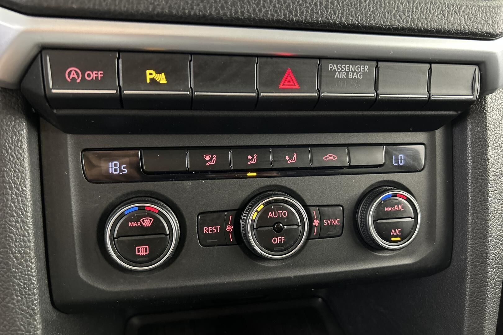 Volkswagen Amarok iso kuva 20