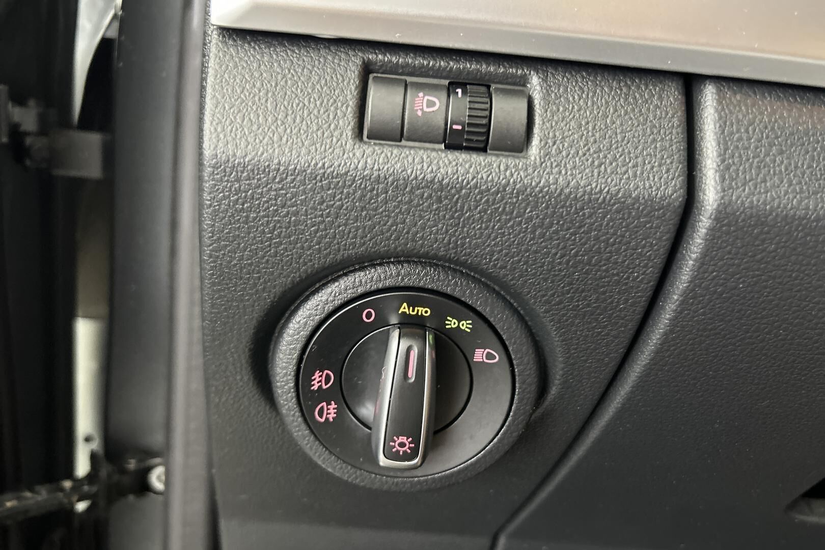 Volkswagen Amarok iso kuva 24