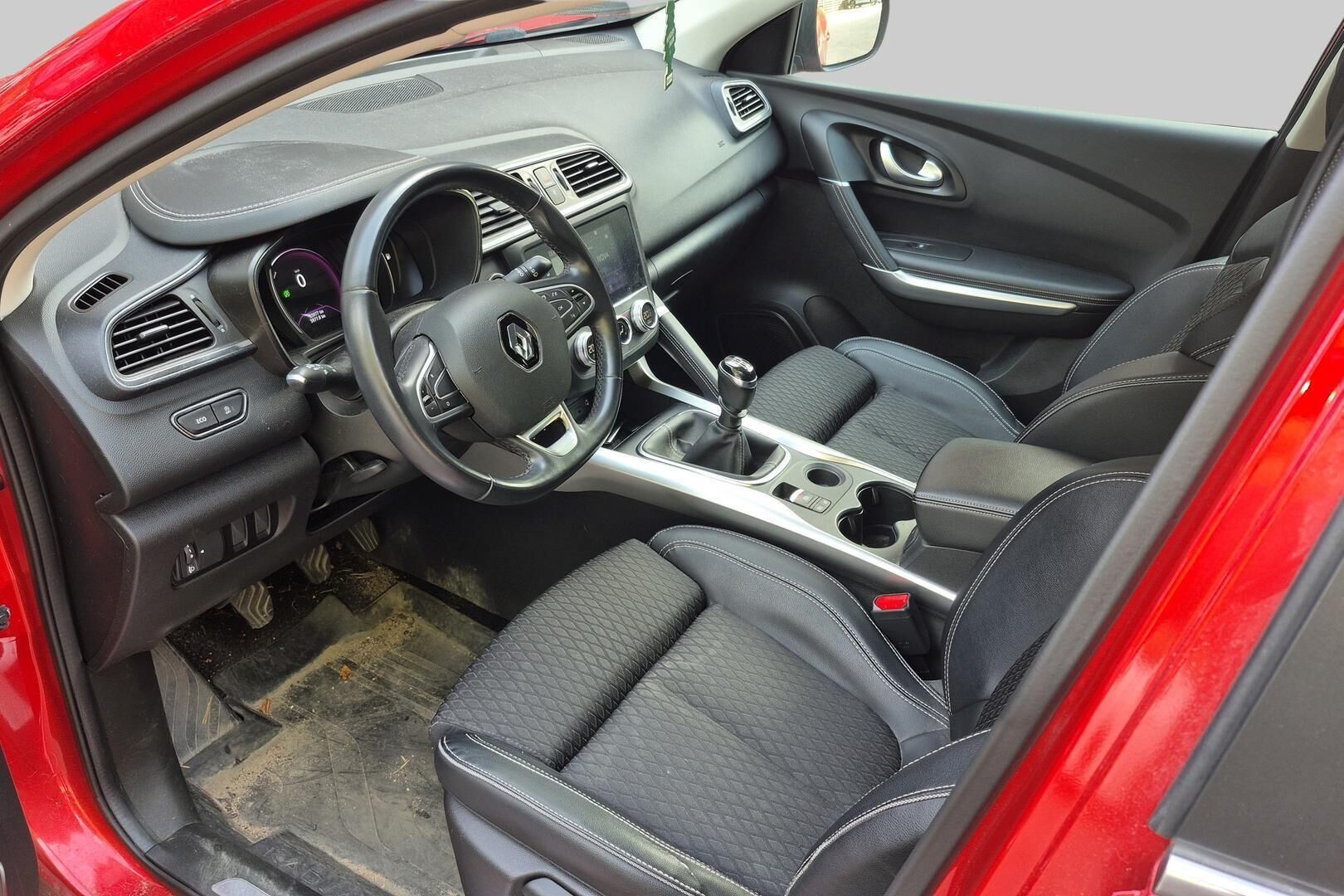 Renault Kadjar iso kuva 2