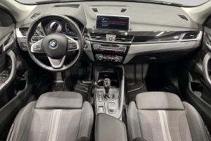 BMW X1 esikatselu 10