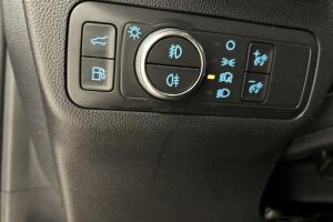 Ford Kuga esikatselu 25