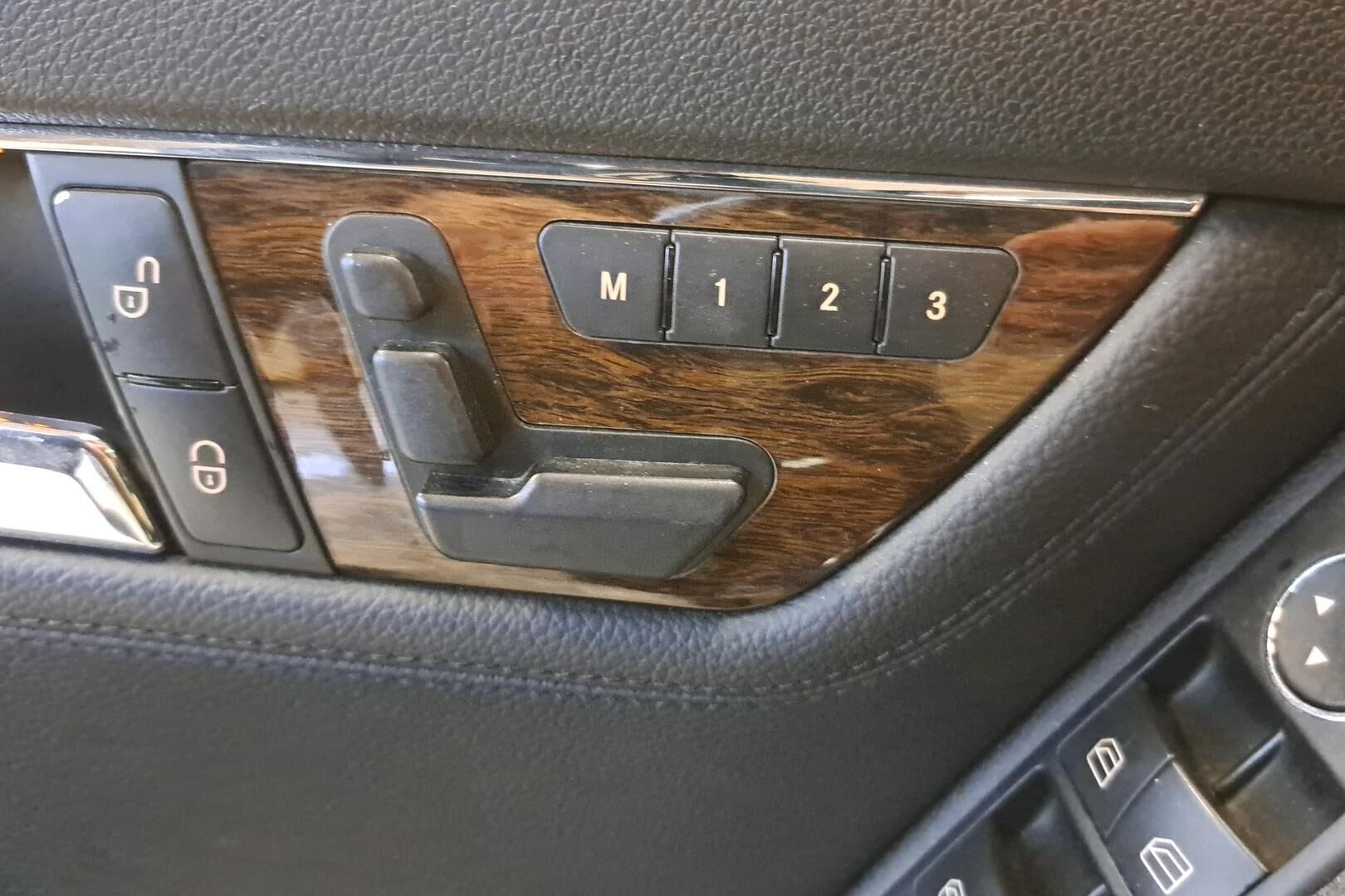 Mercedes-Benz C iso kuva 3