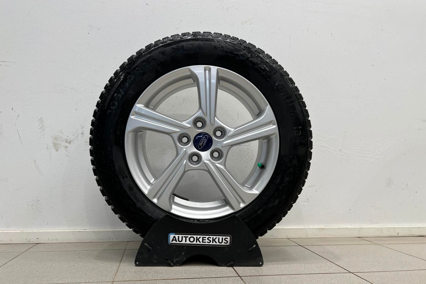 Ford Puma iso kuva 27