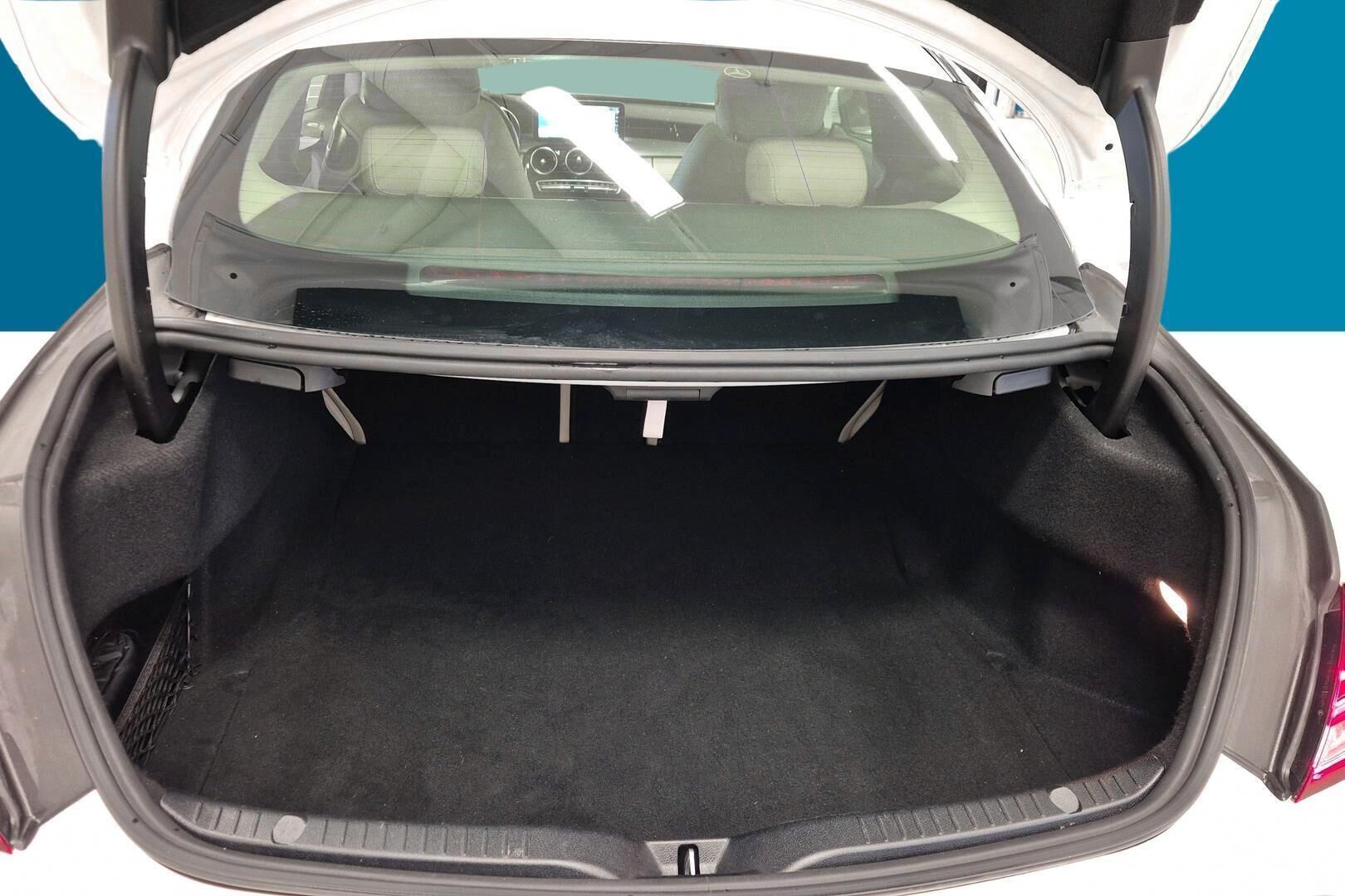 Mercedes-Benz C iso kuva 14