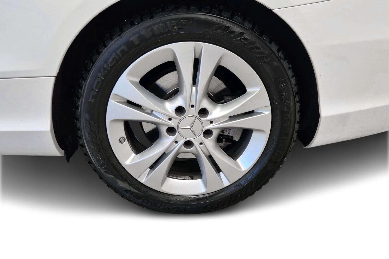 Mercedes-Benz C iso kuva 1