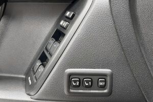 Toyota Land Cruiser esikatselu 19