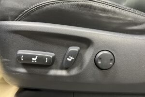 Toyota Land Cruiser esikatselu 20