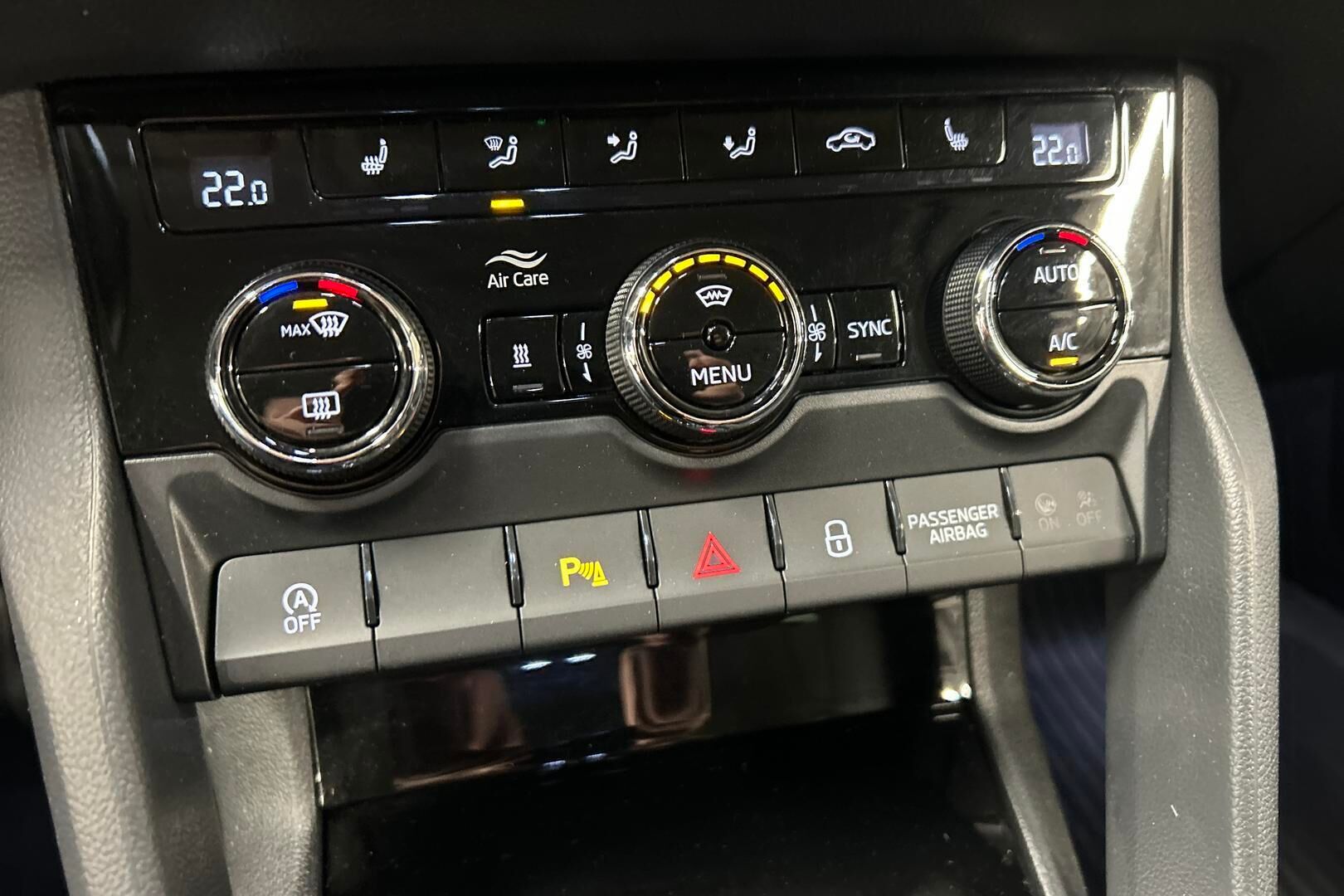 Skoda Karoq iso kuva 20