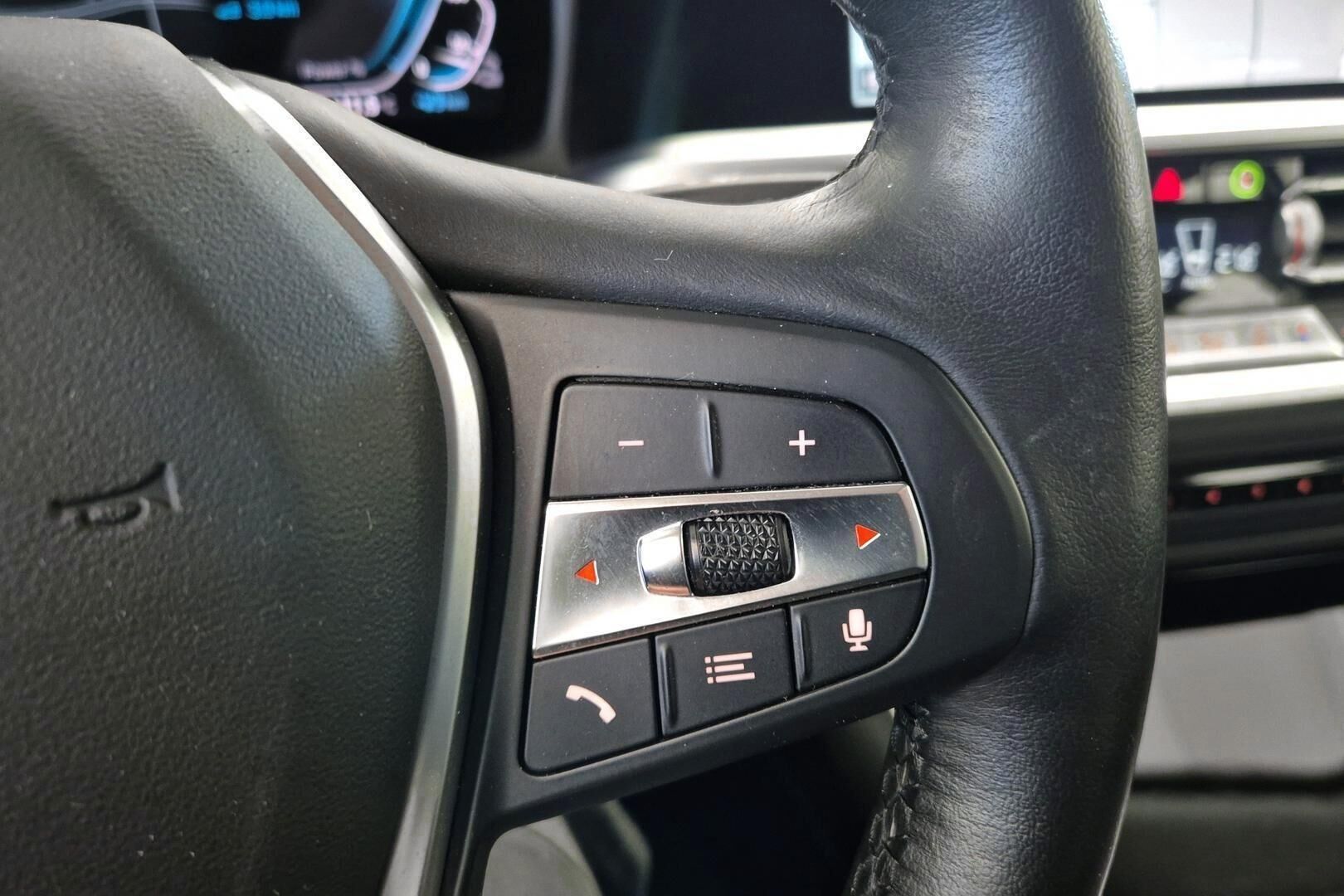 BMW 3-sarja iso kuva 17