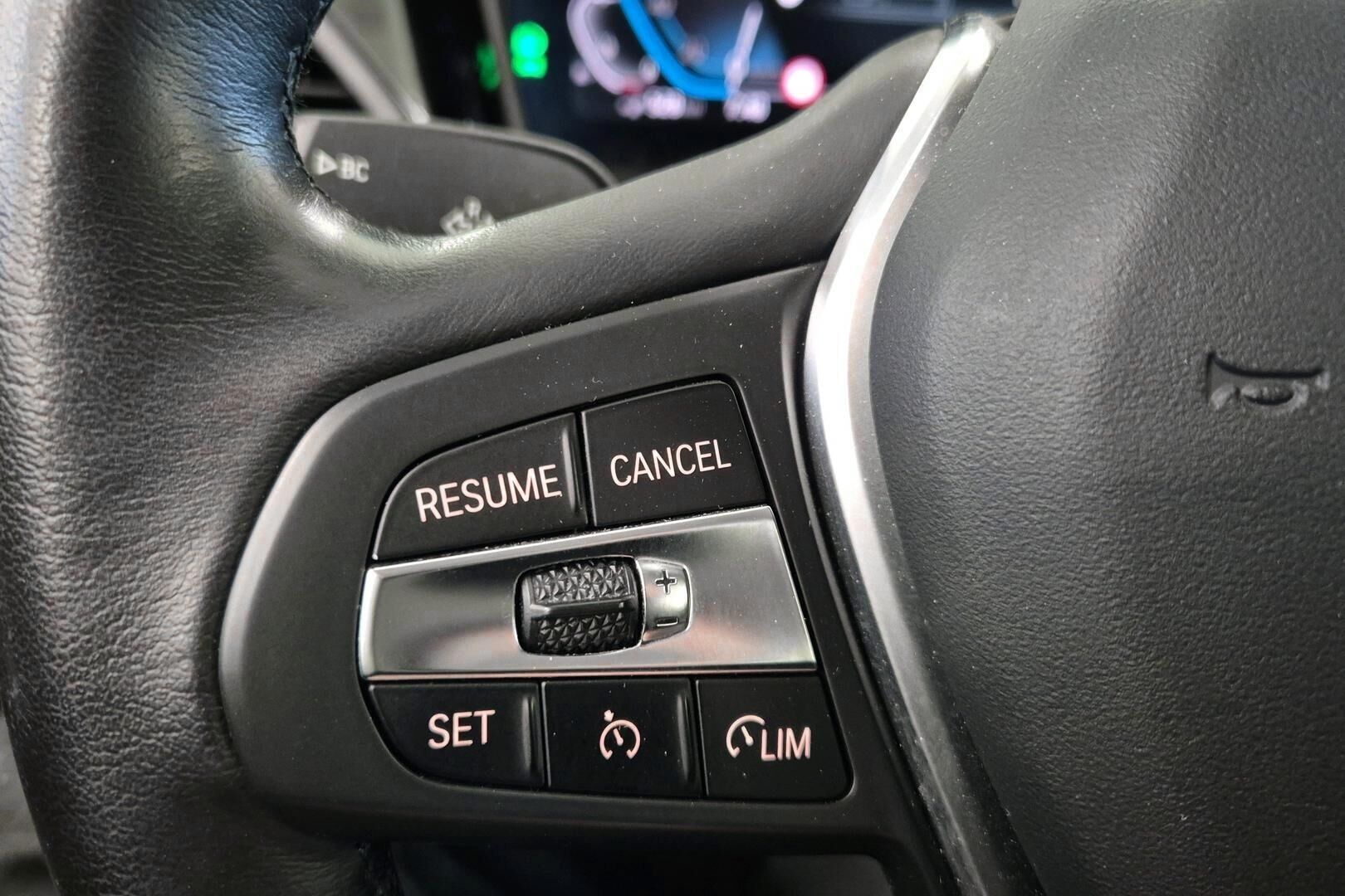 BMW 3-sarja iso kuva 18