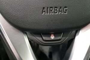 BMW 3-sarja esikatselu 19