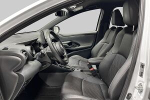 Toyota Yaris esikatselu 8