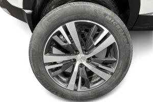 Peugeot 3008 esikatselu 17