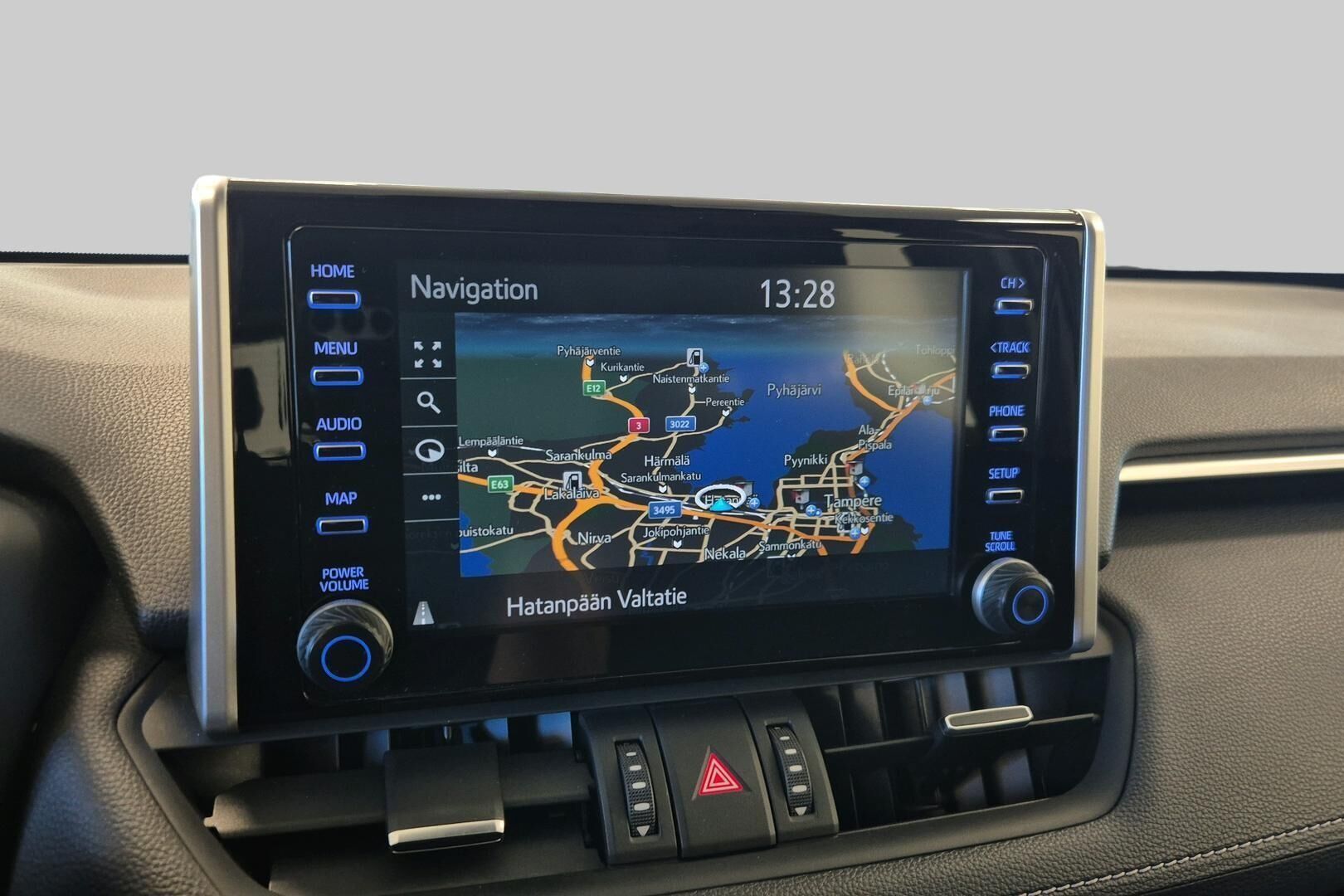 Toyota RAV4 iso kuva 14