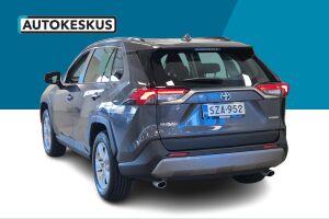 Toyota RAV4 esikatselu 6