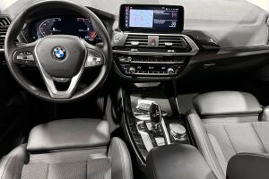 BMW X3 esikatselu 9
