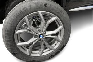 BMW X3 esikatselu 18