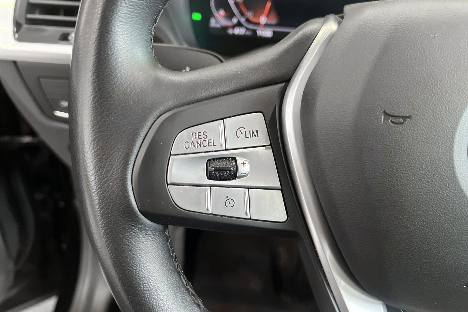 BMW X3 iso kuva 17