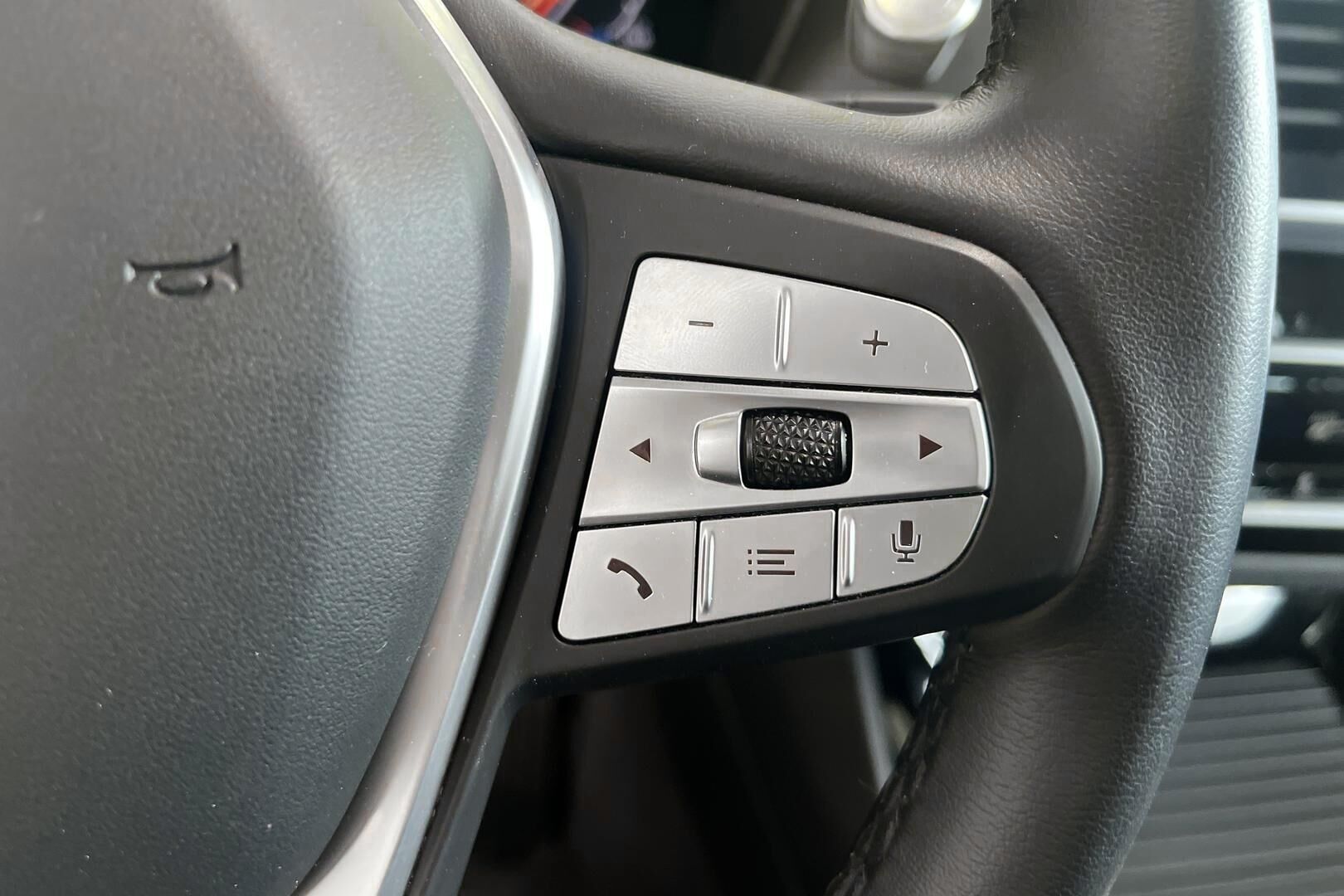 BMW X3 iso kuva 18