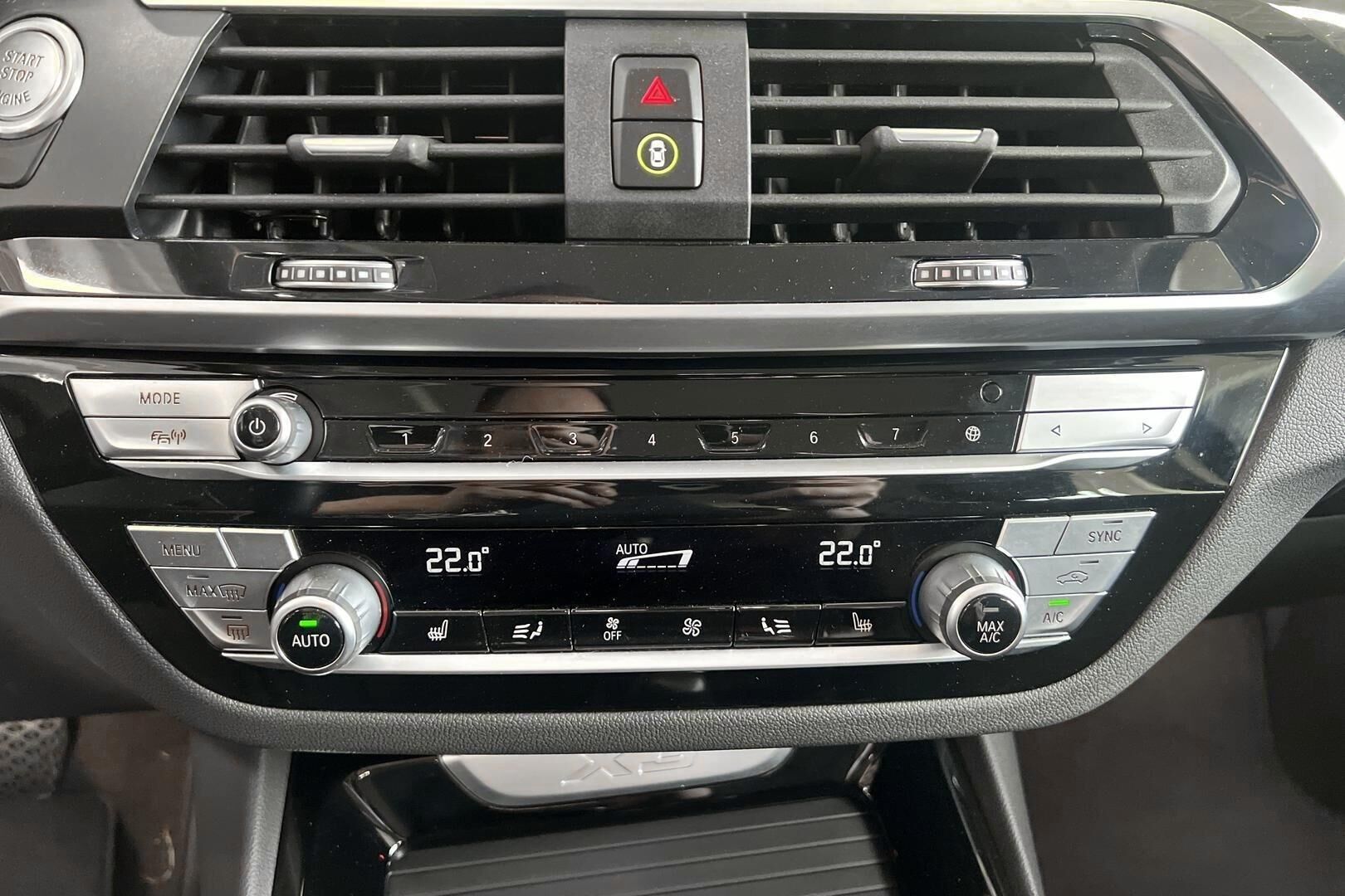 BMW X3 iso kuva 23