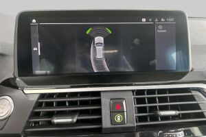BMW X3 esikatselu 24