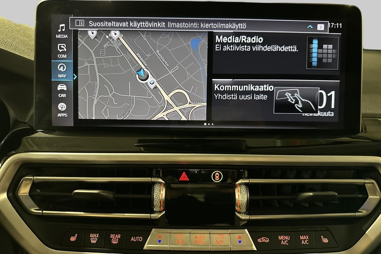 BMW X3 iso kuva 13