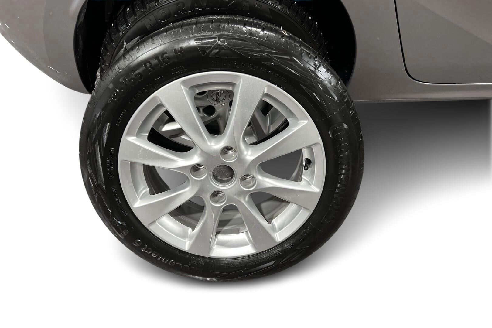 Opel Corsa iso kuva 17