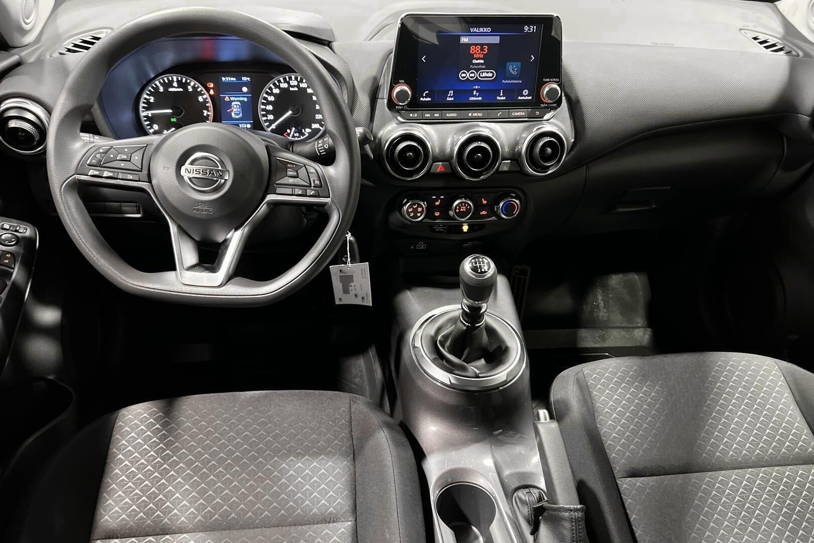 Nissan Juke iso kuva 10