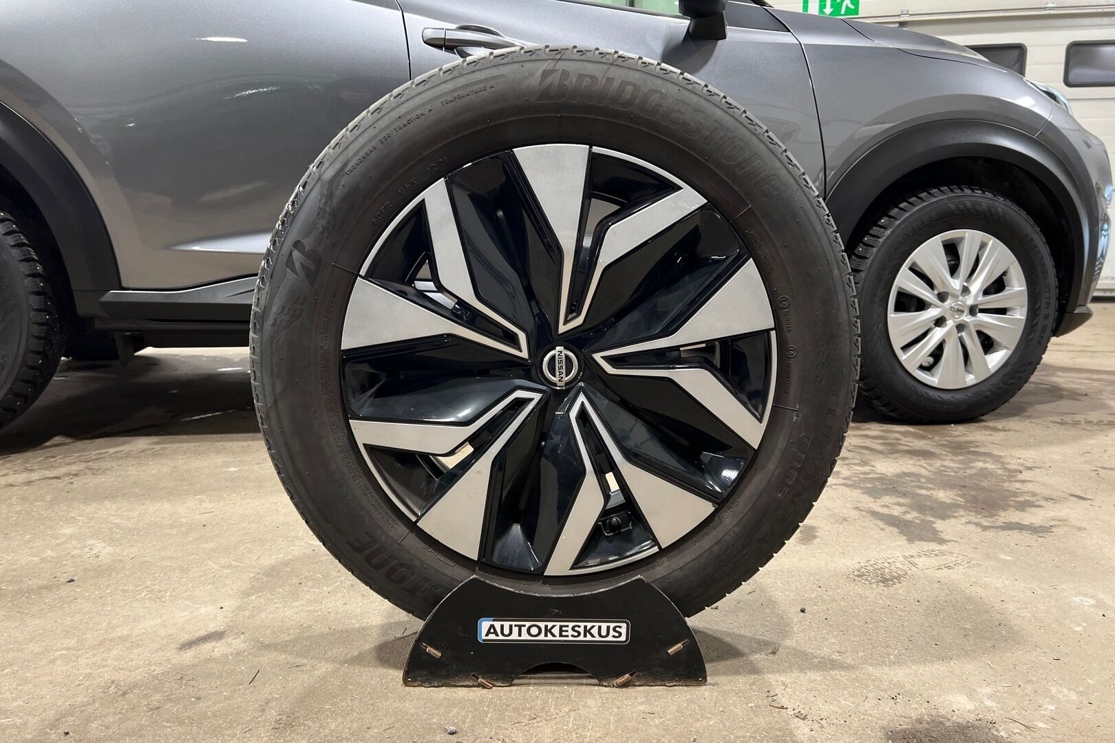 Nissan Juke iso kuva 15