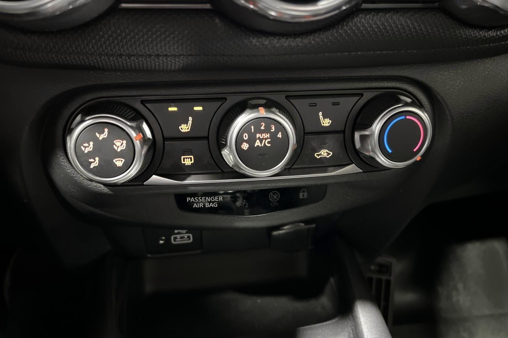 Nissan Juke iso kuva 16