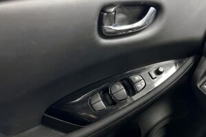 Nissan Leaf esikatselu 15