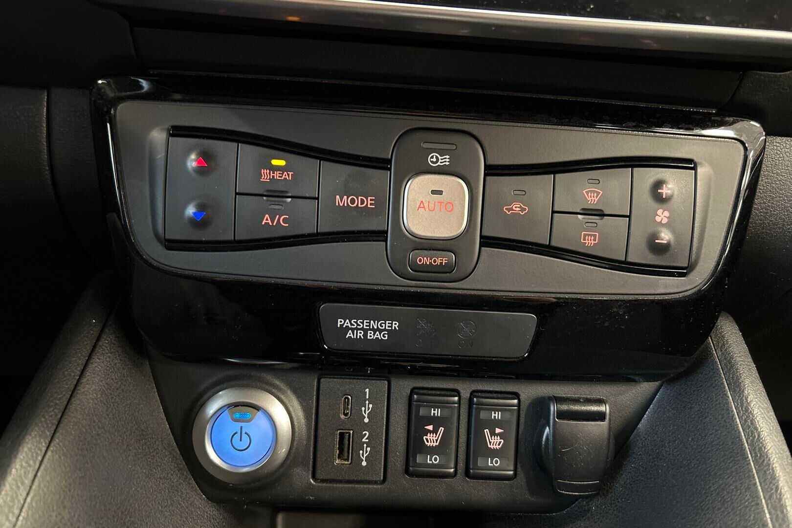 Nissan Leaf iso kuva 20