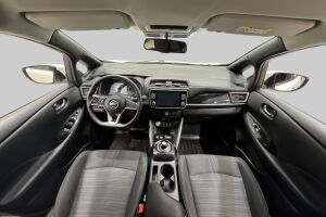 Nissan Leaf esikatselu 11