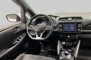 Nissan Leaf esikatselu 27