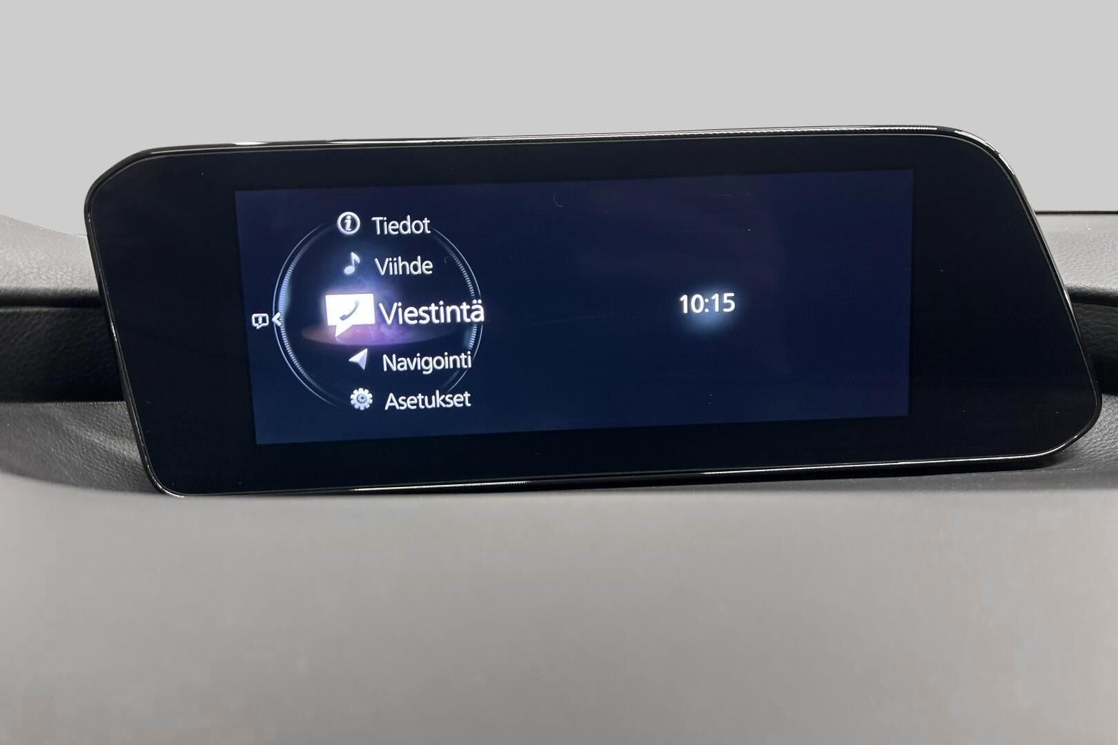 Mazda Mazda3 iso kuva 15