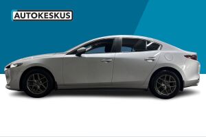 Mazda Mazda3 esikatselu 8
