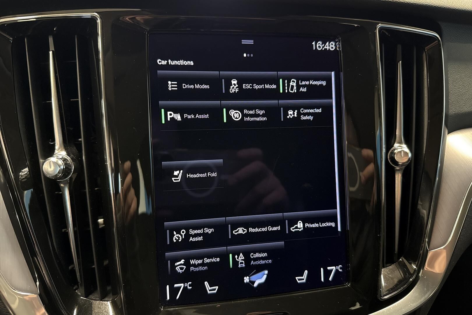 Volvo V60 iso kuva 20