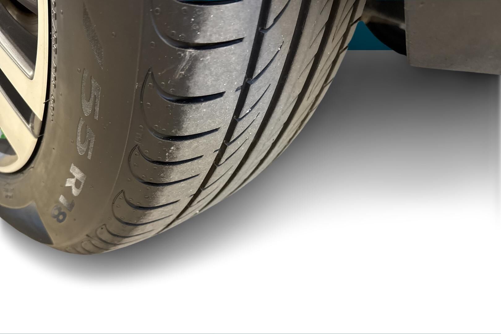 Peugeot 3008 iso kuva 14