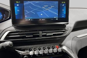 Peugeot 3008 esikatselu 17